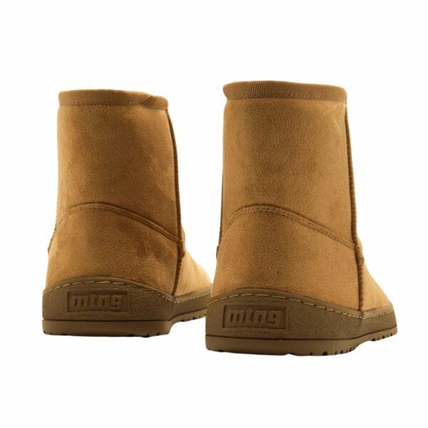 Botas australianas de la marca Mustang modelo 55295 nuez - Imagen 3