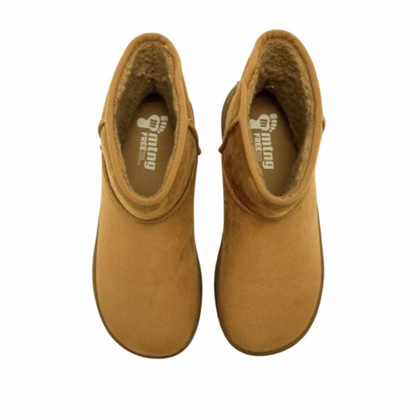 Botas australianas de la marca Mustang modelo 55295 nuez - Imagen 4