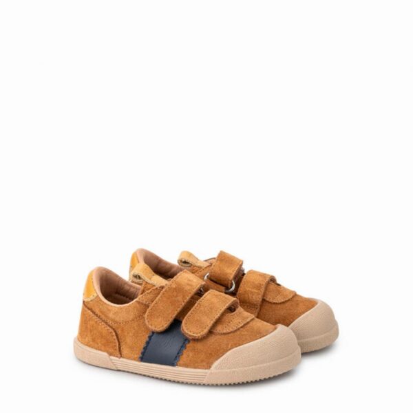 Zapatillas de deporte respetuosas, de la marca Igor modelo Berlín mostaza