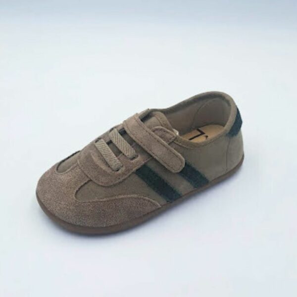 Calzado respetuoso de la marca Batilas, inglés modelo X93/030/050 taupe
