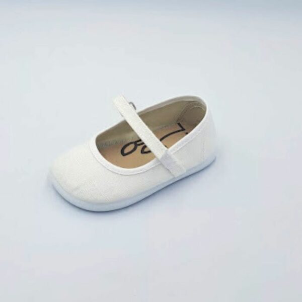 Merceditas respetuosas de lona, marca Batilas modelo X13/245 blanco